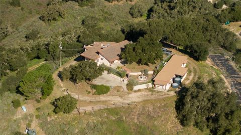 Tiny photo for 7840 Cougar Ridge Way, Santa Maria, CA 93454 (MLS # PI26034809)