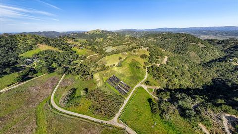 Tiny photo for 7840 Cougar Ridge Way, Santa Maria, CA 93454 (MLS # PI26034809)
