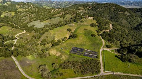 Tiny photo for 7840 Cougar Ridge Way, Santa Maria, CA 93454 (MLS # PI26034809)