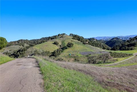 Tiny photo for 7840 Cougar Ridge Way, Santa Maria, CA 93454 (MLS # PI26034809)