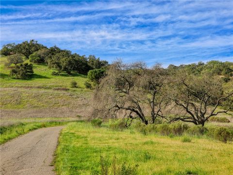 Tiny photo for 7840 Cougar Ridge Way, Santa Maria, CA 93454 (MLS # PI26034809)