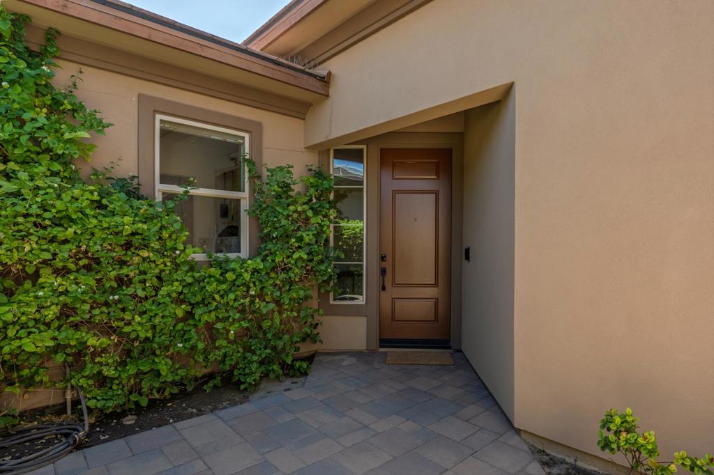 51330 Charlbury Street