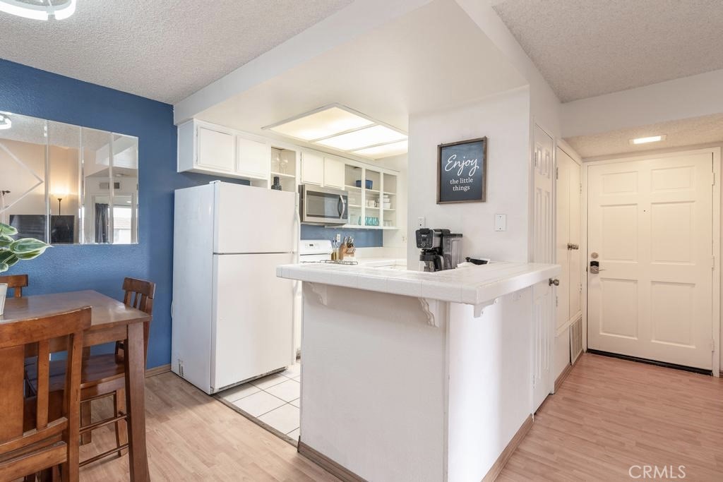 Flower Terrace Condominiums (FTER) - Residential