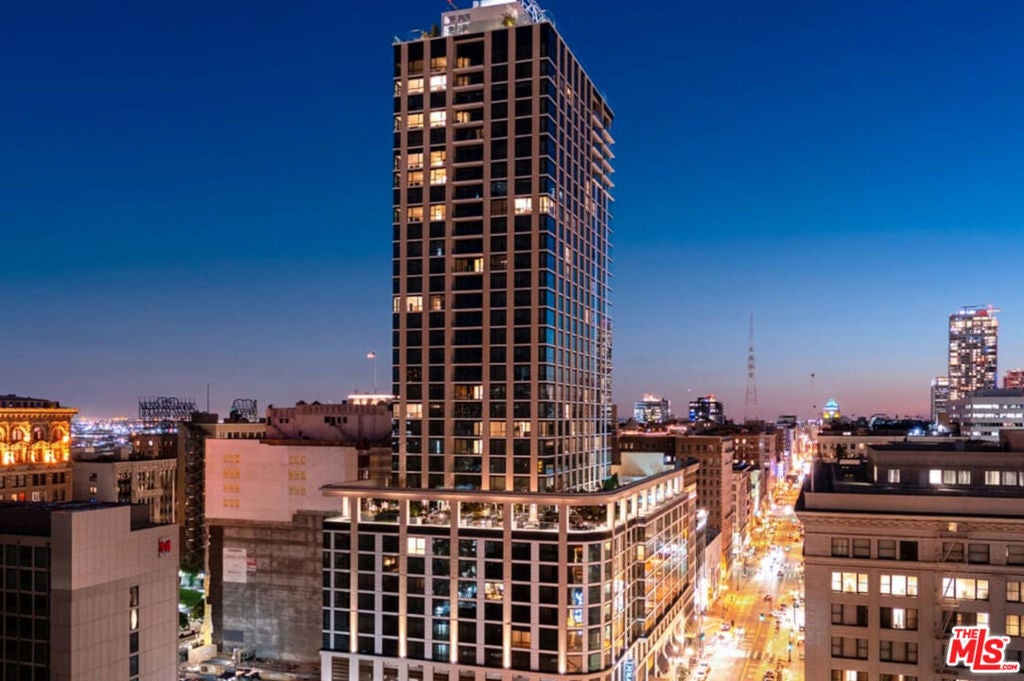 400 S Broadway 917, Los Angeles CA 90013