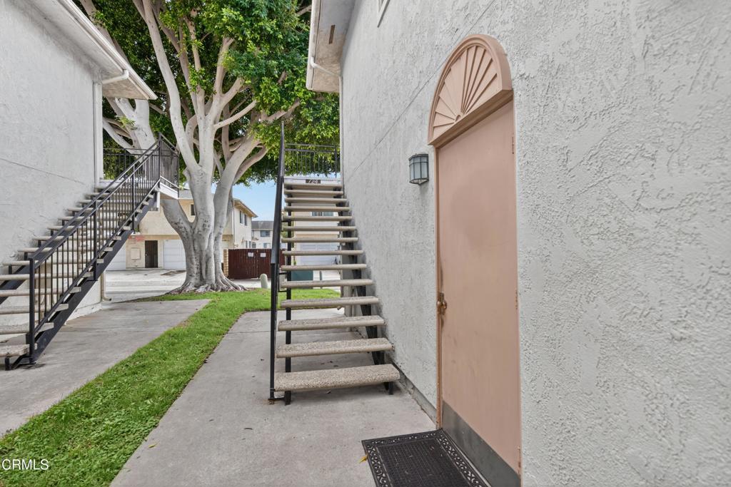 724 W Hemlock Street