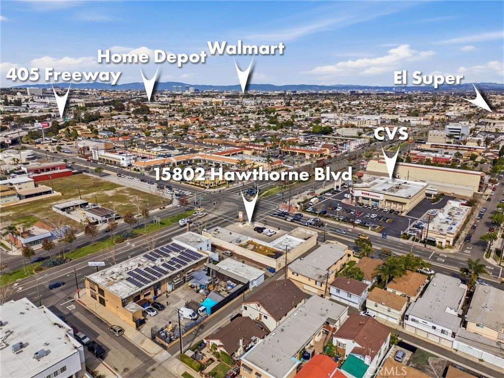 15802 Hawthorne