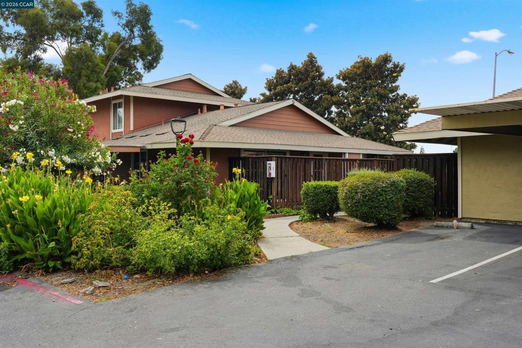 2005 Olivera Rd D