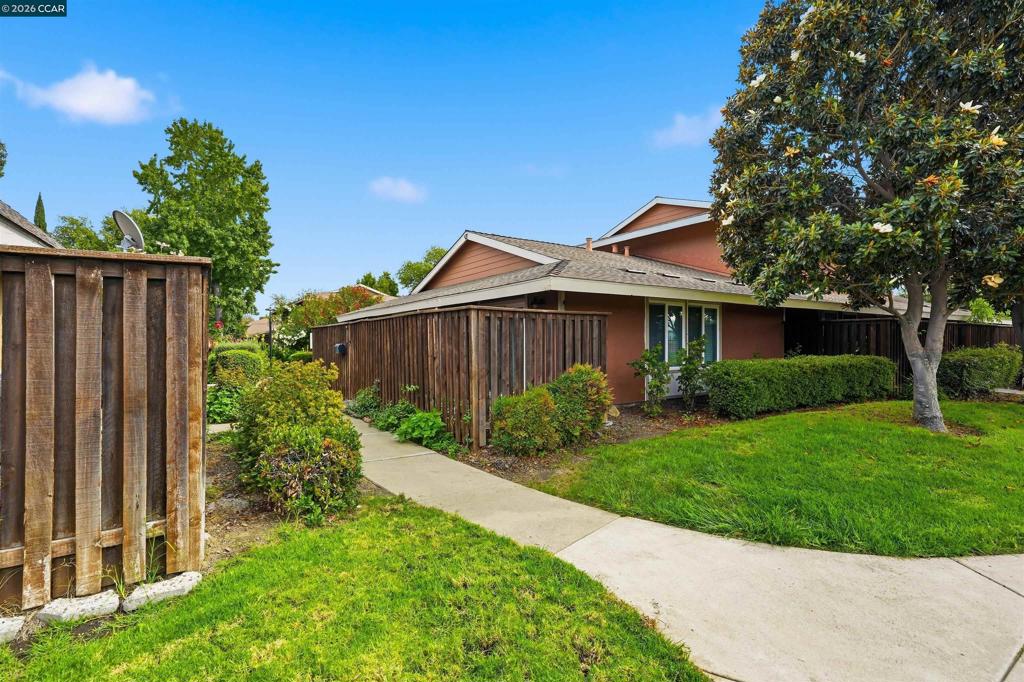 2005 Olivera Rd D