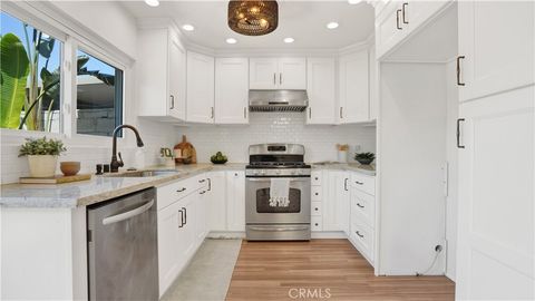 Photo of 2160 W Wellington Circle, Anaheim, CA 92804 (MLS # OC26127776)