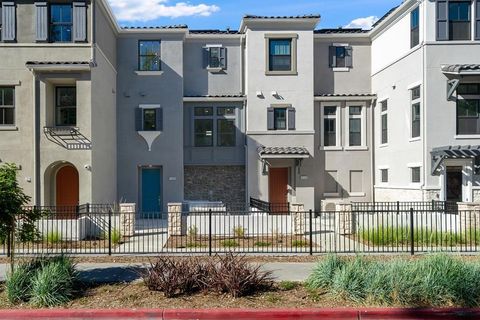 Photo of 2112 Latham Street, Mountain View, CA 94040 (MLS # ML82055231)