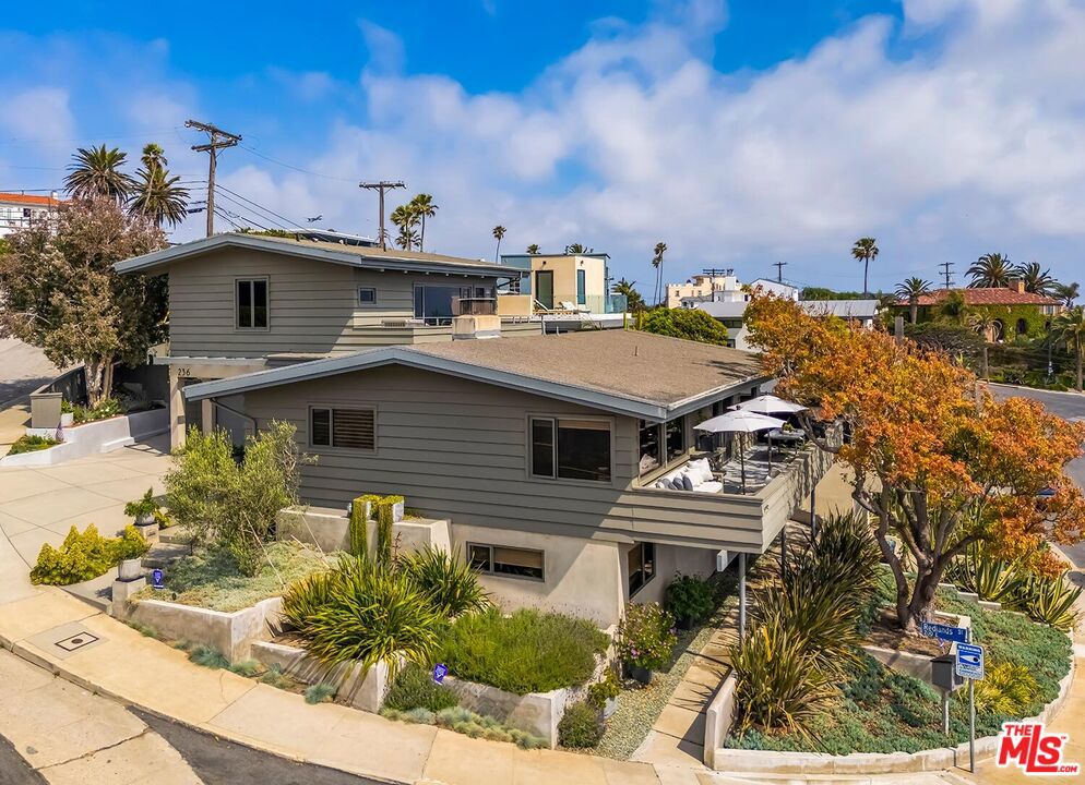 236 Redlands Street