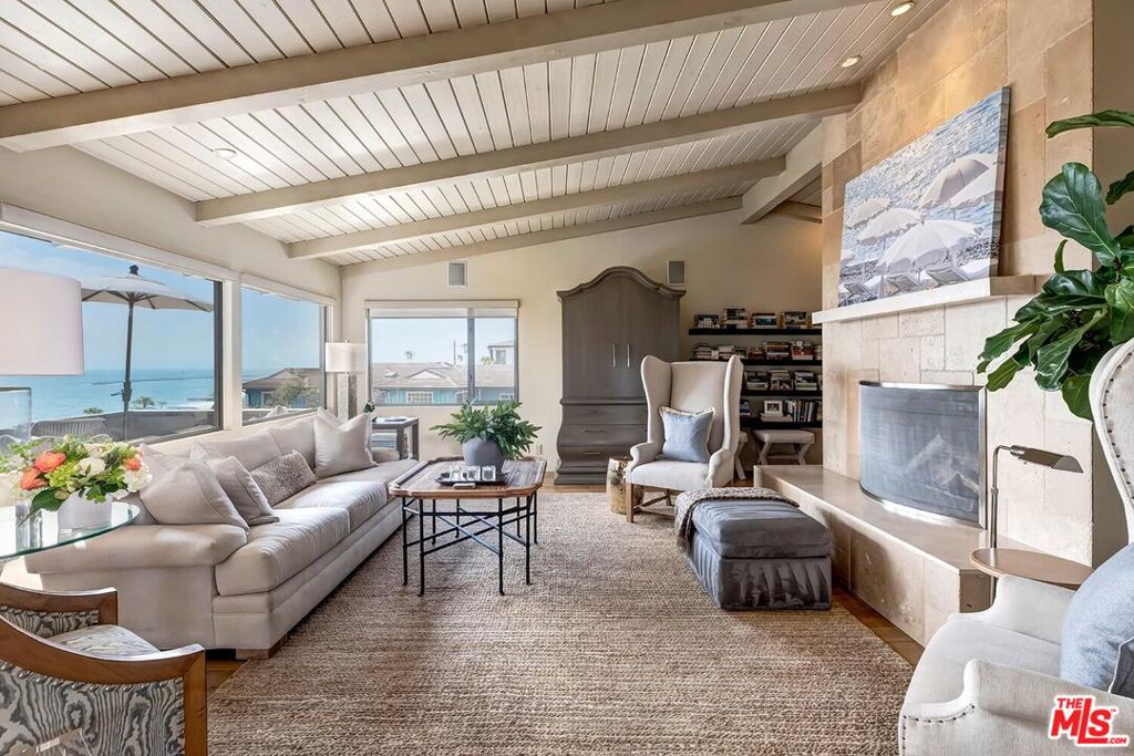 Properties 4 236 Redlands Street