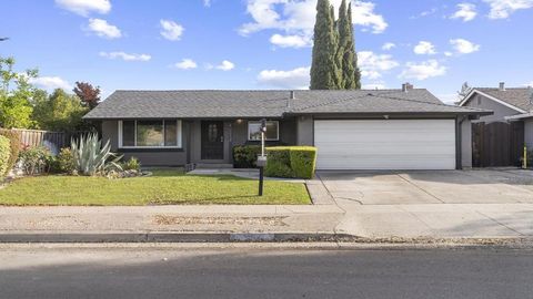 Photo of 4584 Rotherhaven Way, San Jose, CA 95111 (MLS # ML82036869)