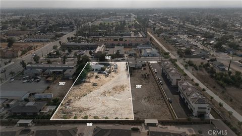Photo of 8447 Tamarind AVE, Fontana, CA 92335 (MLS # CV26141427)