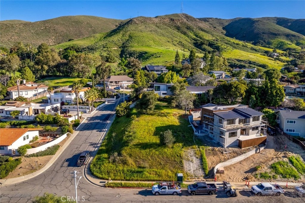 1636 Encino Ct