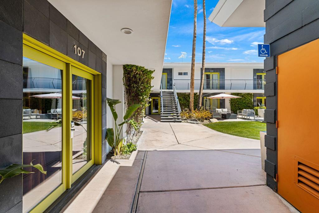 950 Indian Canyon Drive