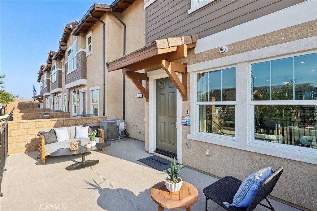 Photo of 15513 April Dawn Way Way #1, Fontana, CA 92336 (MLS # SW25241235)