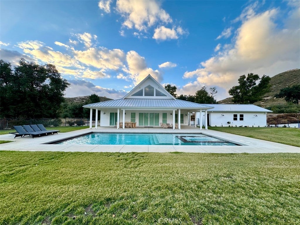 47043 Twin Pines Road