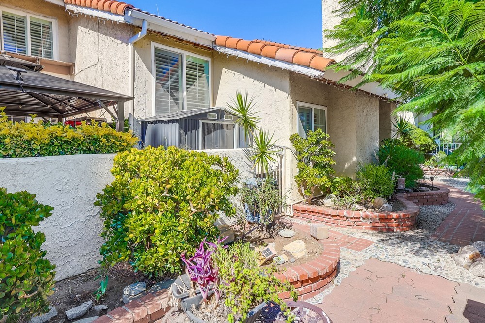 15915 Foothill Boulevard