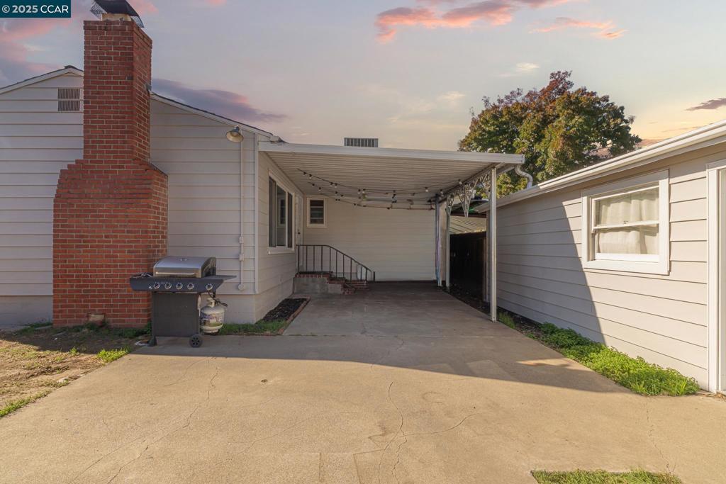 MOUNTAIN VIEW - Residential