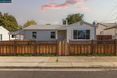 Photo of 1935 Chestnut Ave Ave, Antioch, CA 94509 (MLS # 41116611)