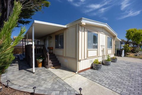 Photo of Half Moon Bay, CA 94019 (MLS # ML82053021)