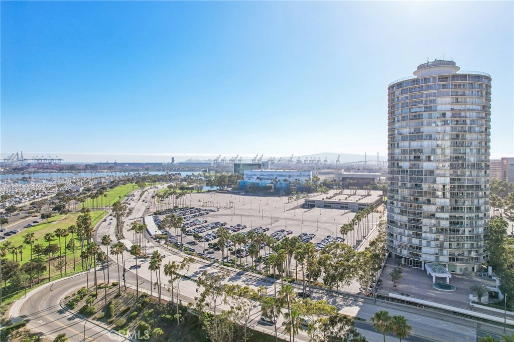 700 E Ocean Boulevard 2801