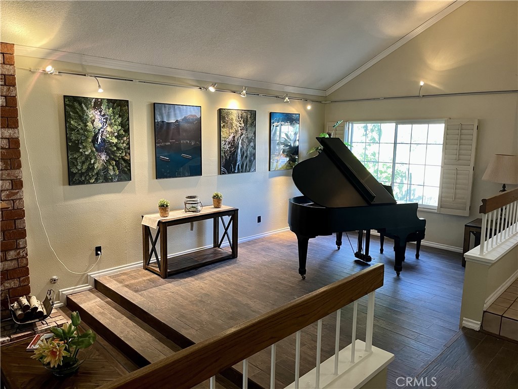Hidden Valley (HDNV) - Residential
