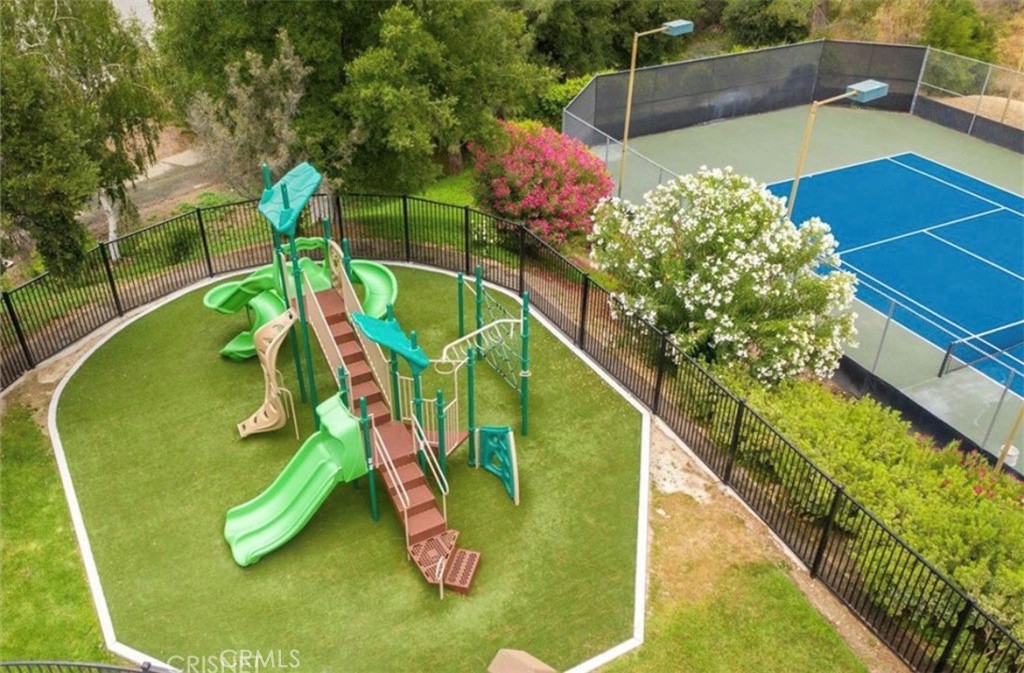 Hidden Valley (HDNV) - Residential