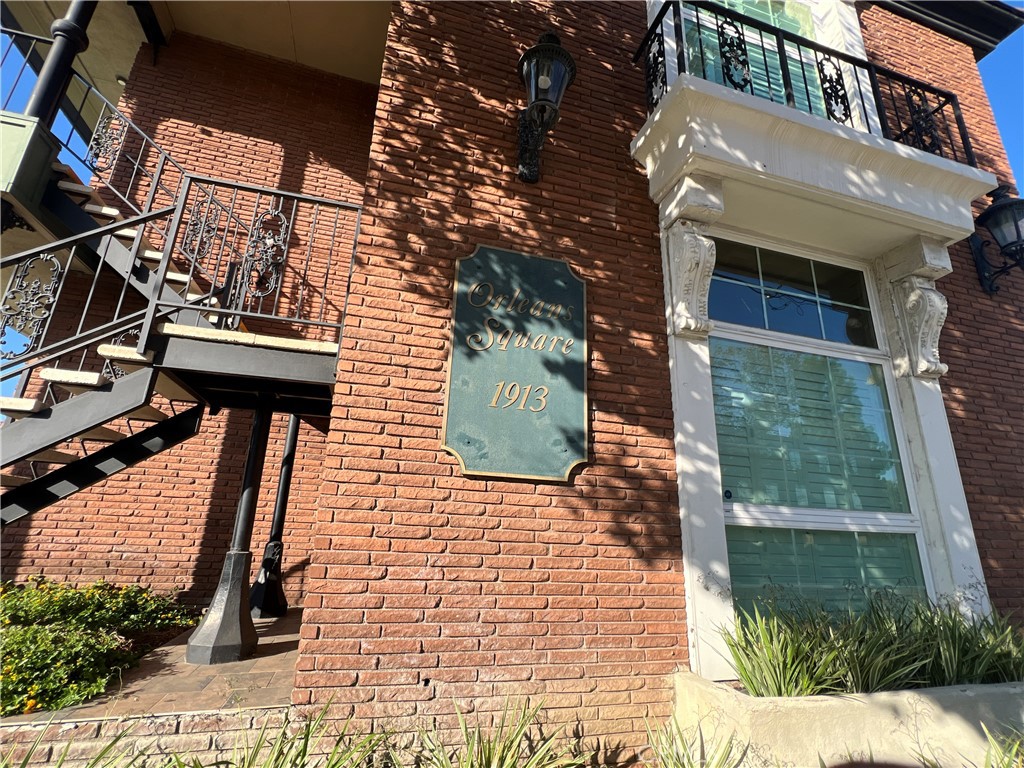 1913 E 17th Street 118