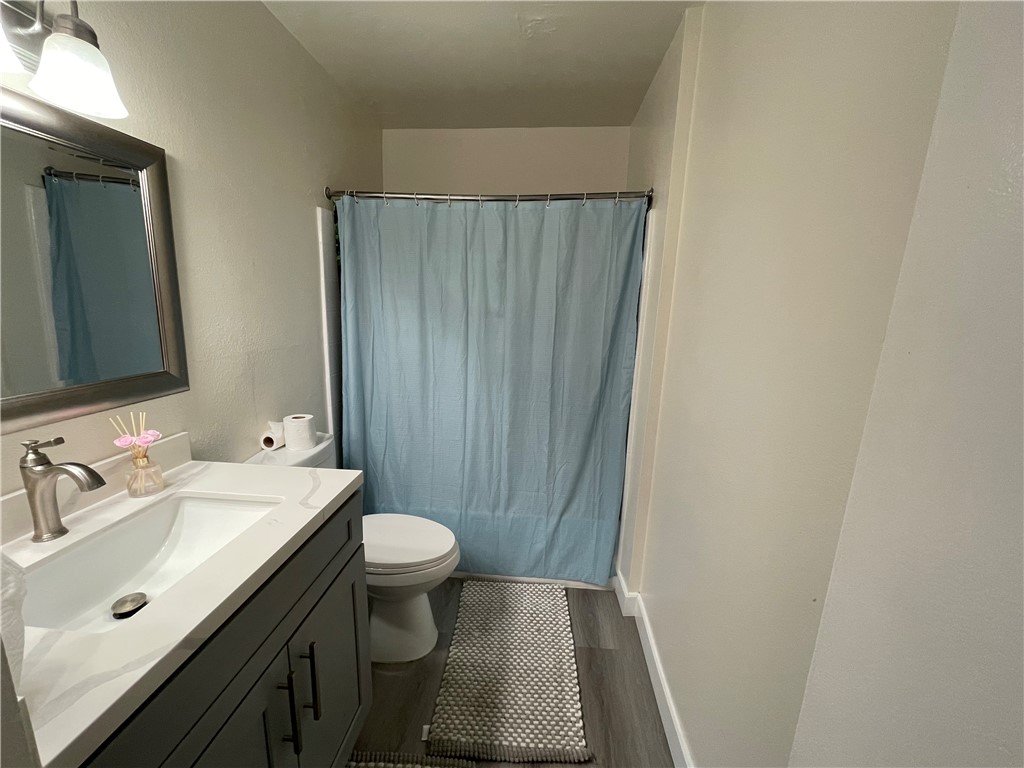 450 E 4th Street 124