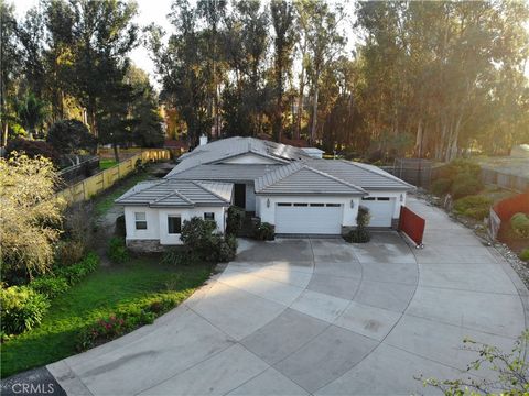 Photo of 2095 Idyllwild Pl, Arroyo Grande, CA 93420 (MLS # SC26005466)