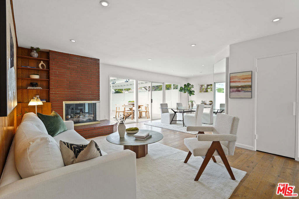 5601 Sunlight Place