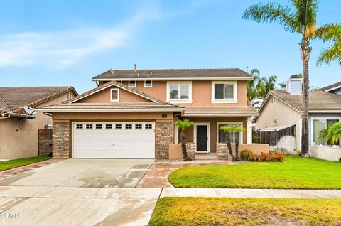Photo of 1546 Daffodil Avenue, Ventura, CA 93004 (MLS # V1-32569) Photo of 1546 Daffodil Avenue, Ventura, CA 93004 (MLS # V1-32569)