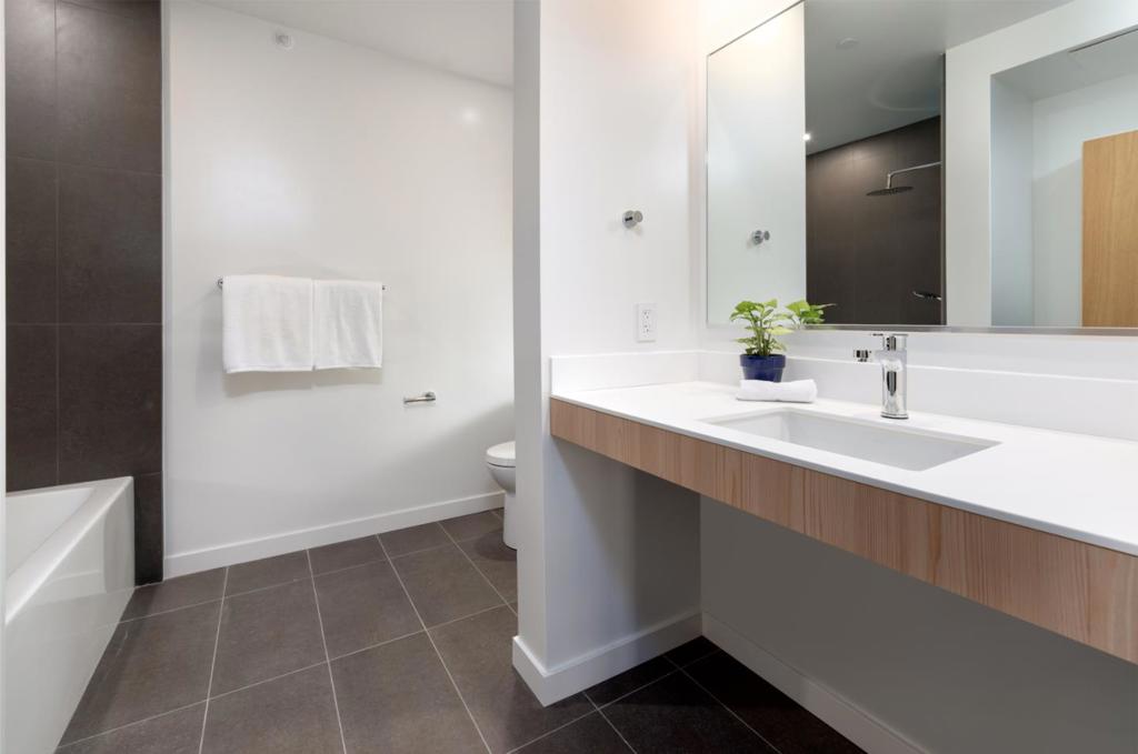 1501 Cherry St - Residential