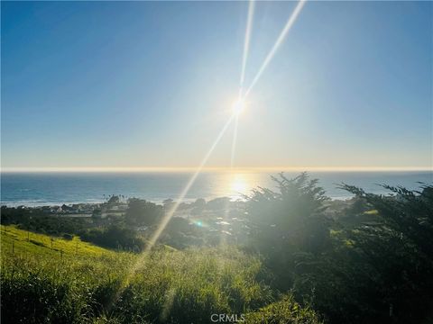 Photo of 596 Hacienda, Cayucos, CA 93430 (MLS # SC26046880)