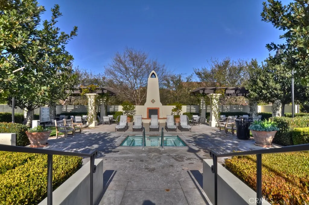 Irvine, California 92603, United States, 2 Bedrooms Bedrooms, ,2 BathroomsBathrooms,Residential,Active,189259