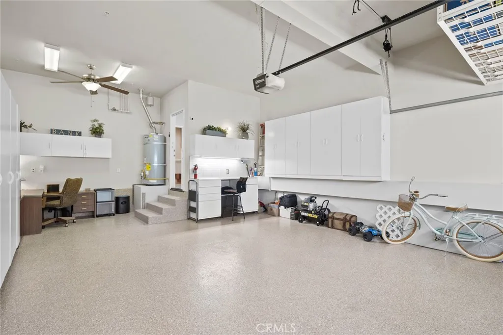 Irvine, California 92603, United States, 2 Bedrooms Bedrooms, ,2 BathroomsBathrooms,Residential,Active,189259