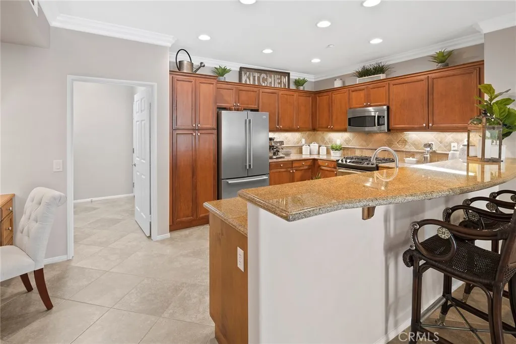 Irvine, California 92603, United States, 2 Bedrooms Bedrooms, ,2 BathroomsBathrooms,Residential,Active,189259