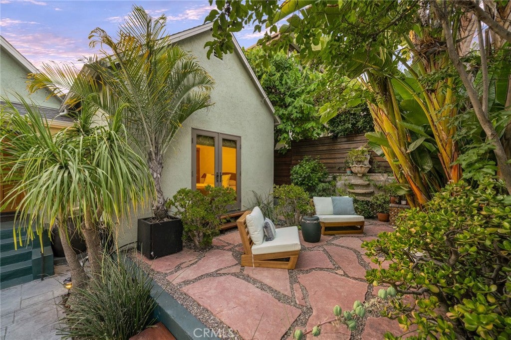 1675 Lucile AVE, Los Angeles CA 90026