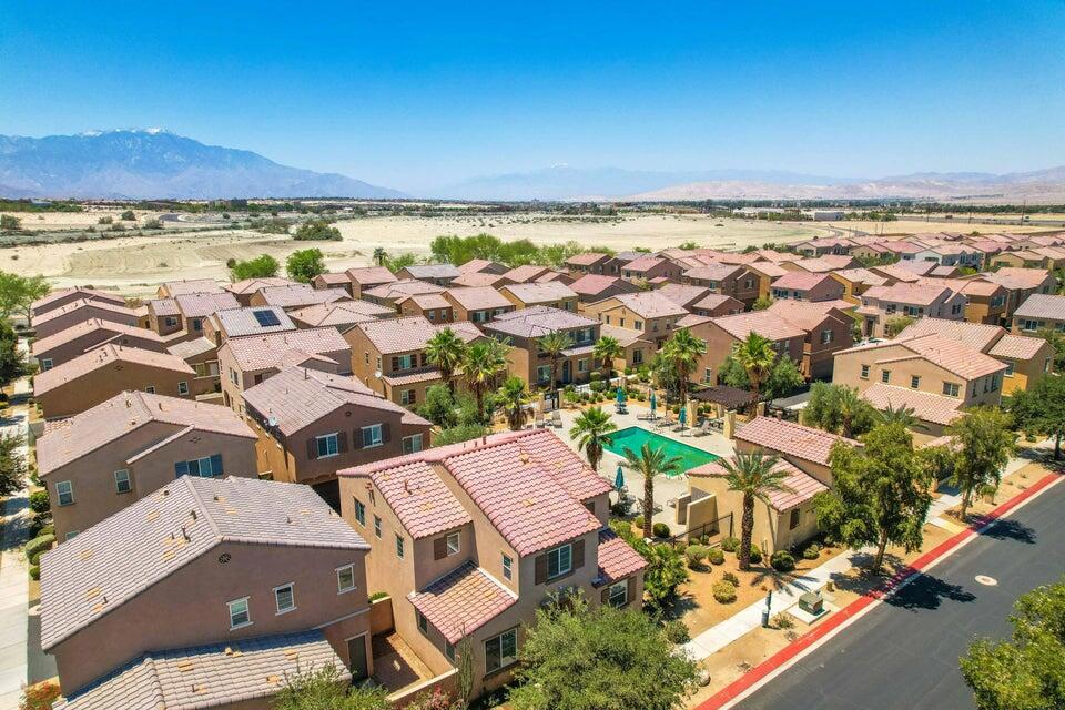 530 Calle Vibrante
