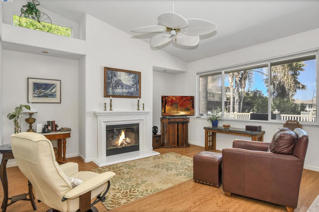 DELTA WATERFRONT ACCESS - Residential