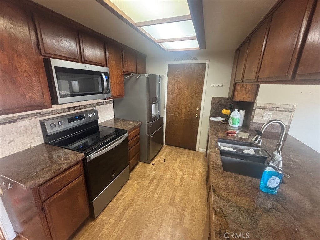 6301 Riverside