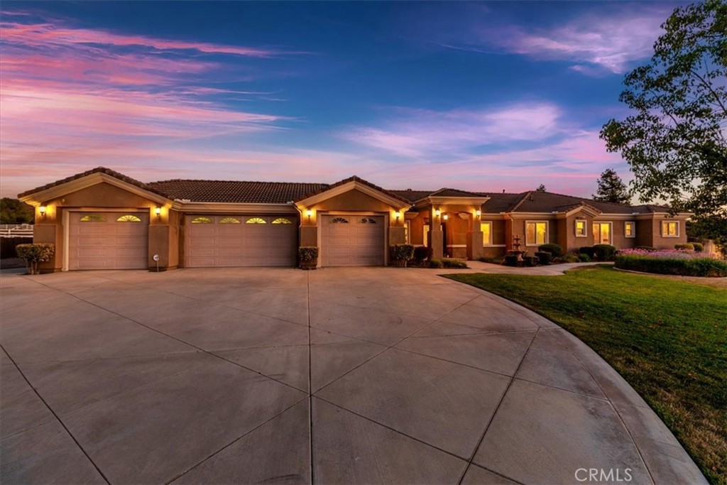 22515 Santa Clarita Corte