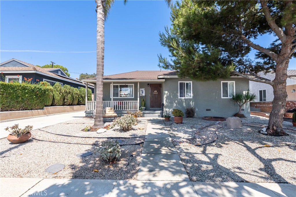 Welcome to this super charming and spacious 4-bedroom, 2-bath home, perfectly situated aprox 2 miles from the sand of Hermosa Beach. This single-level gem on a quiet, tree-lined street combines comfort, style, and location. Inside, you’ll find hardwood floors, skylights, and open beam ceilings that fill the home with warmth and character. Step outside to your sunny backyard oasis—ideal for entertaining—with built-in seating, a BBQ area, and fruit trees. The inviting front yard, shaded by mature trees, offers even more outdoor space to relax. A two-car garage with a long driveway provides ample parking.
Enjoy the convenience of being moments from top-rated schools, shopping, and the beautiful Franklin Park. Situated on a generous 5,527 sq. ft. lot, this immaculate move-in ready home offers the perfect blend of coastal living and everyday comfort. Don’t miss this opportunity in a prime Redondo Beach location.