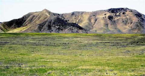 Photo of 1355 GlassRock Road, Santa Margarita, CA 93453 (MLS # PI26042694)