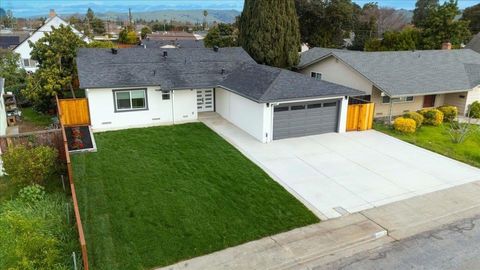 Photo of 4637 4637 Stratford Ave Ave, Fremont, CA 94538 (MLS # 41123564)