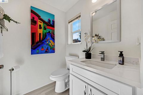 Tiny photo for 5130 5130 Bianco Ct Ct, Pleasanton, CA 94588 (MLS # 41126304)