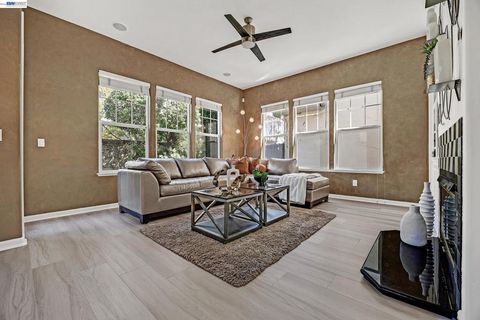 Tiny photo for 5130 5130 Bianco Ct Ct, Pleasanton, CA 94588 (MLS # 41126304)