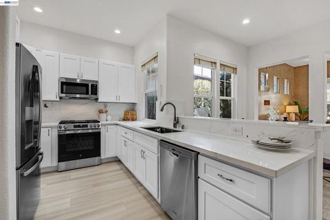 Tiny photo for 5130 5130 Bianco Ct Ct, Pleasanton, CA 94588 (MLS # 41126304)